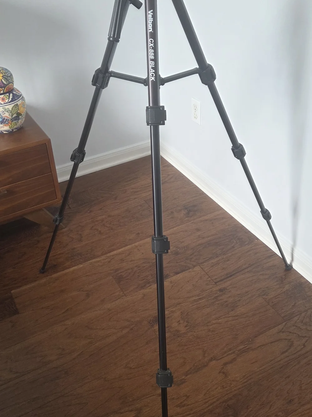 Velbon CX-888 Black Aluminum Camera Tripod.